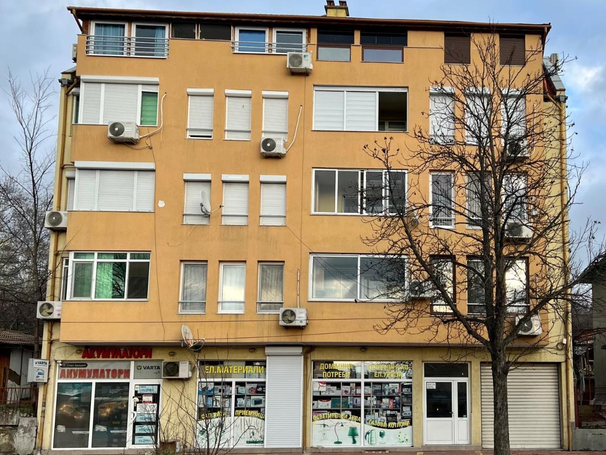 Town Place Apartment Kardzsali Kültér fotó